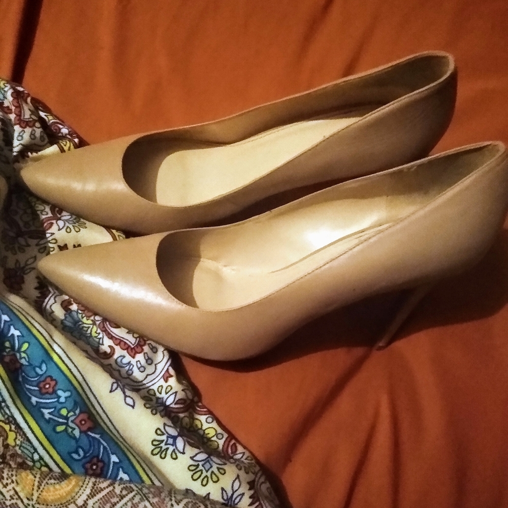 Nine West Nude Pump (Size 12)